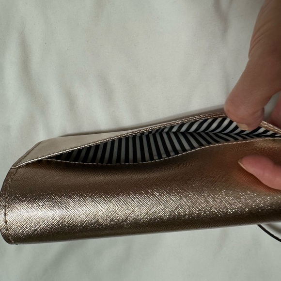 Kate Spade Crossbody Clutch - Picture 13 of 13